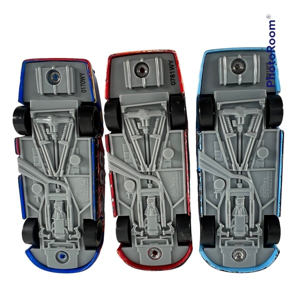 Racing Champions #66 Darrell Waltrip 1:64 Scale Nascar Diecast Car Y2K Lot of 3 - Picture 6 of 6